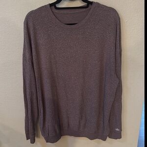 Alo Yoga sweatshirt